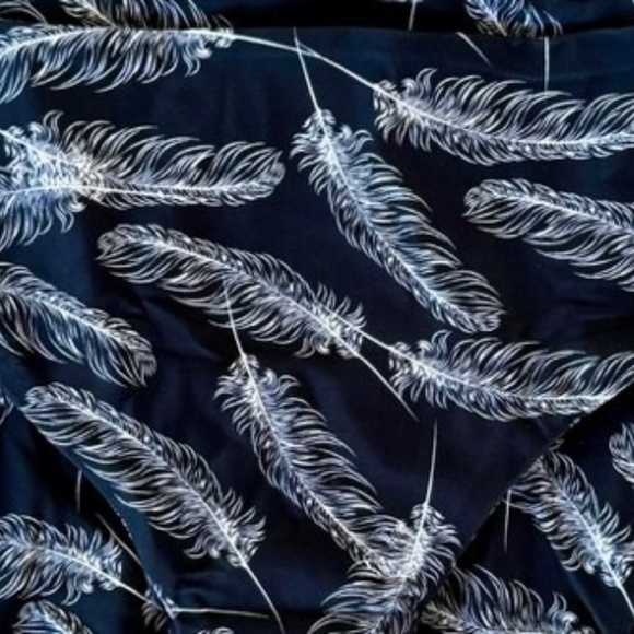 Fused Hawaii “Find Your Wings” Hapuna bikini bottom large - Picture 2 of 9